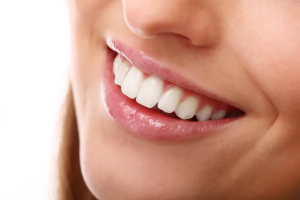 How Do Hollywood Smile Procedures Differ From Regular Dental Treatments?